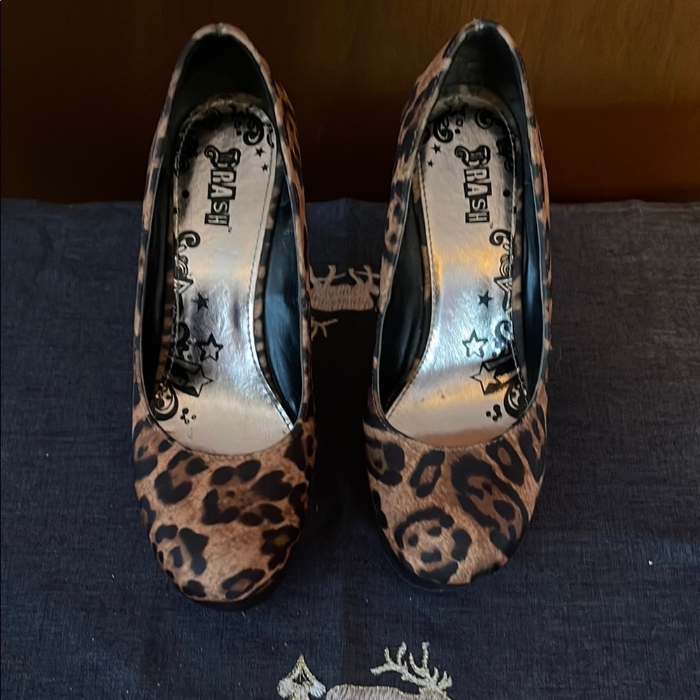 Brash Pin Up Couture Leopard Print Heels